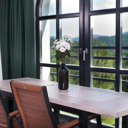 Dom Mlynsko Διαμέρισμα Kletno