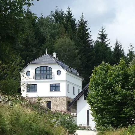 Dom Mlynsko Διαμέρισμα *